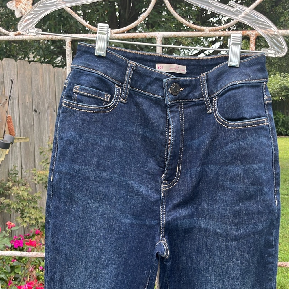 So jeans curvy flare leg jeans, high rise, 7/28W, NWOT - Picture 2 of 4